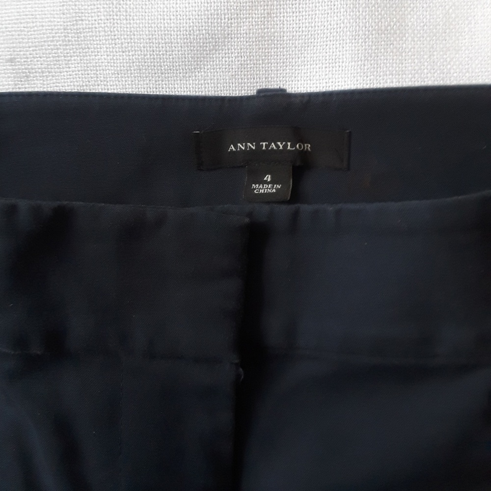 {Ann Taylor} Blue Slacks Work Pants Sz 4 GUC